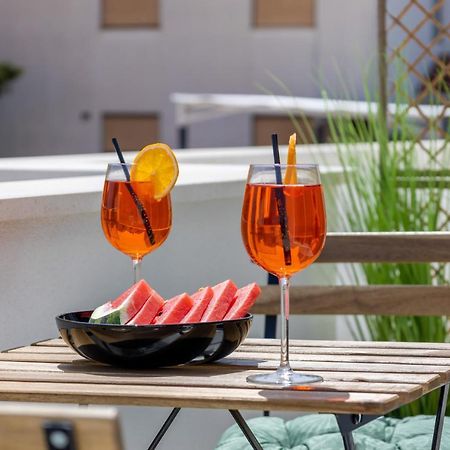 Bonaca Apartments With Terrace And Private Parking Kaštela Εξωτερικό φωτογραφία
