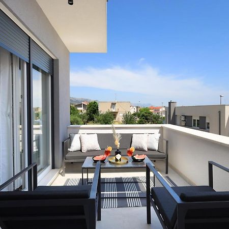 Bonaca Apartments With Terrace And Private Parking Kaštela Εξωτερικό φωτογραφία