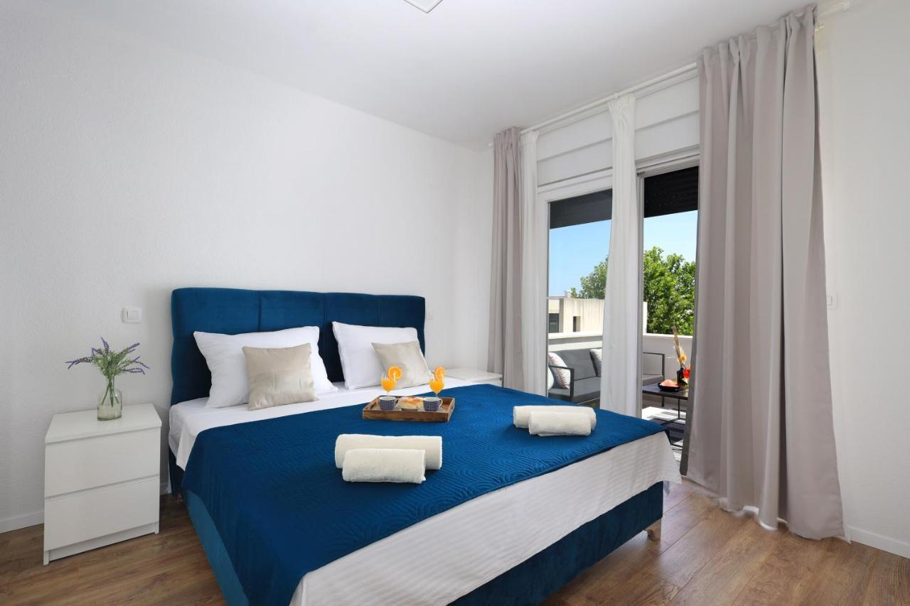 Bonaca Apartments With Terrace And Private Parking Kaštela Εξωτερικό φωτογραφία