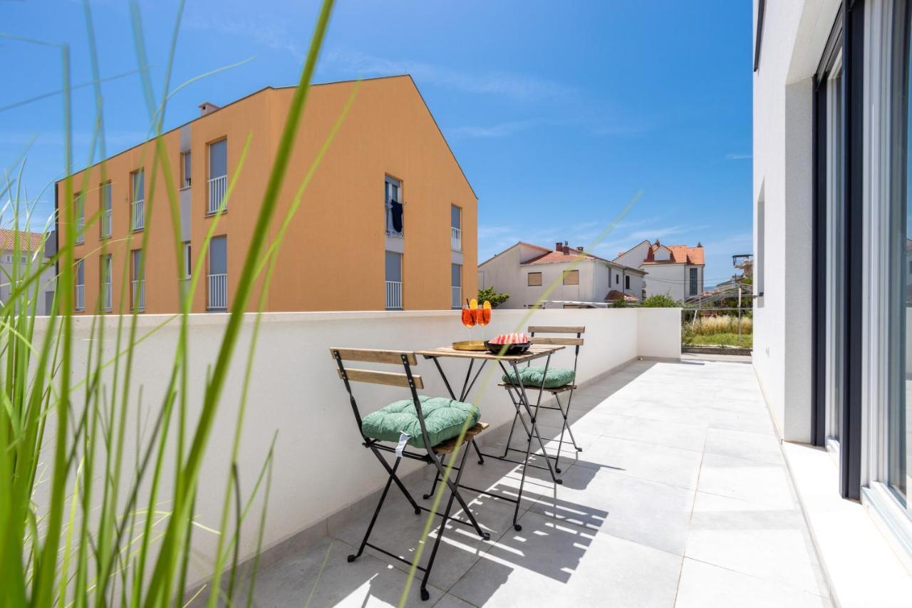 Bonaca Apartments With Terrace And Private Parking Kaštela Εξωτερικό φωτογραφία