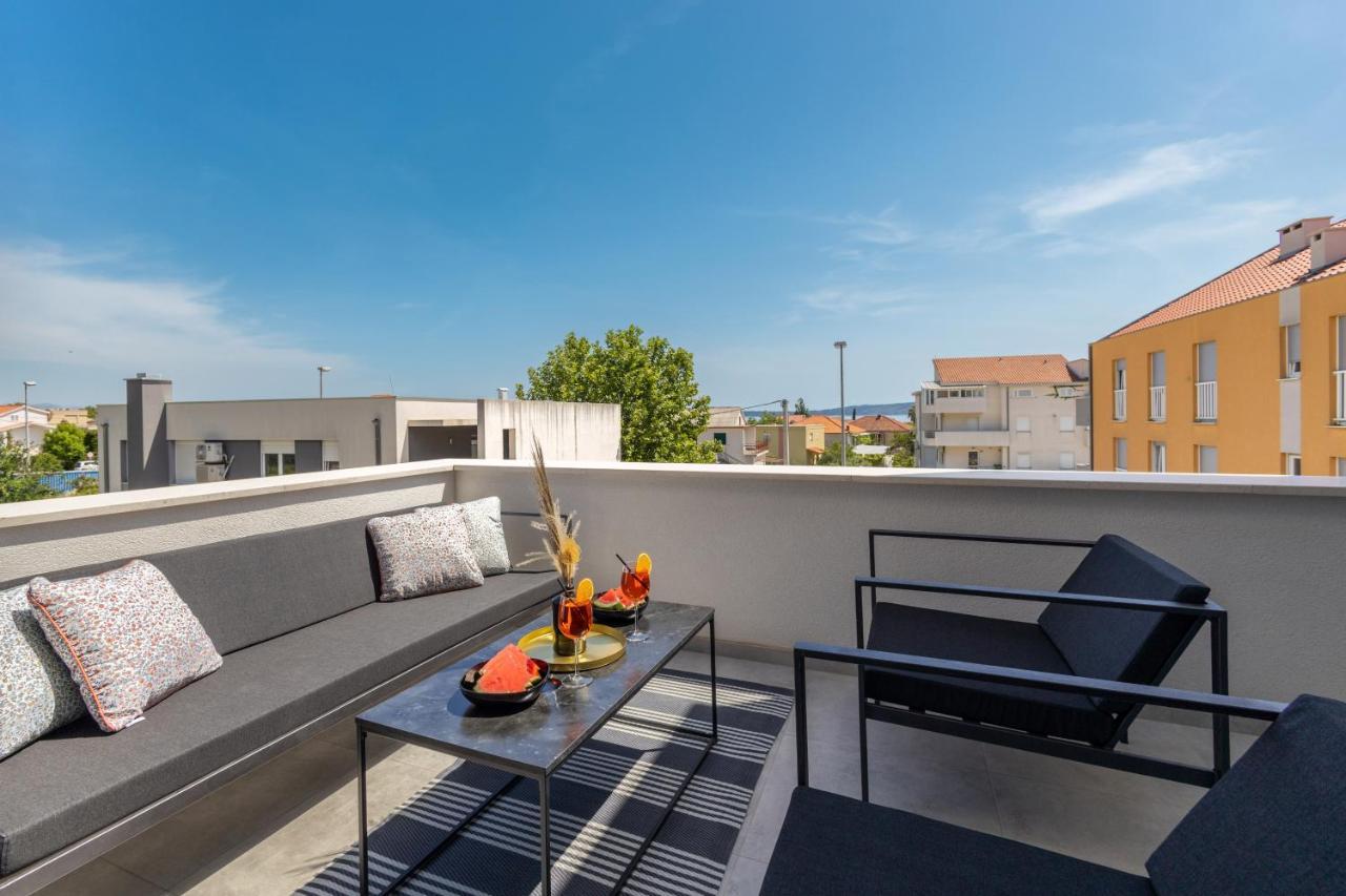 Bonaca Apartments With Terrace And Private Parking Kaštela Εξωτερικό φωτογραφία