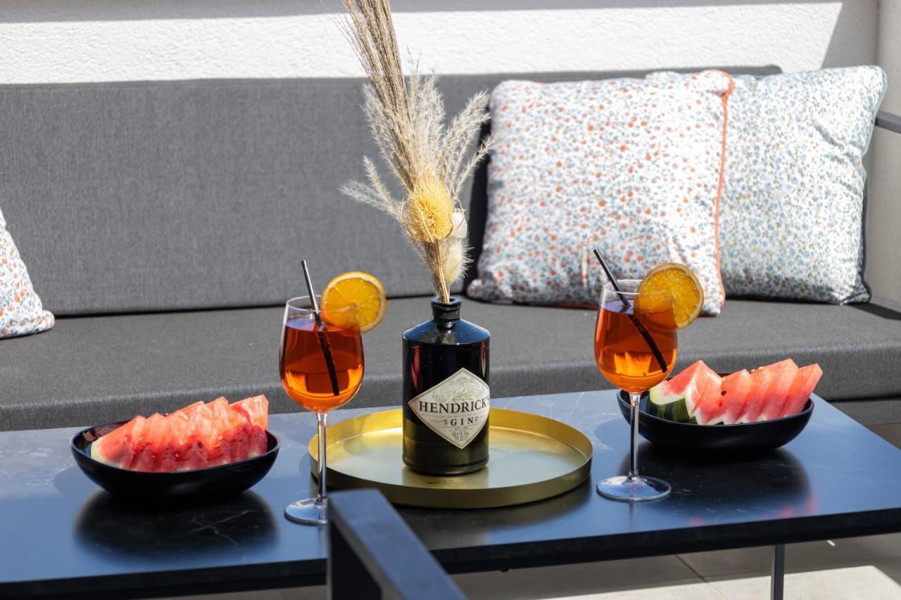 Bonaca Apartments With Terrace And Private Parking Kaštela Εξωτερικό φωτογραφία