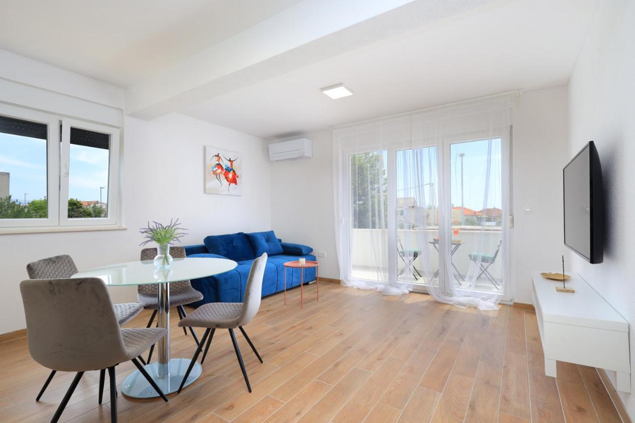 Bonaca Apartments With Terrace And Private Parking Kaštela Εξωτερικό φωτογραφία